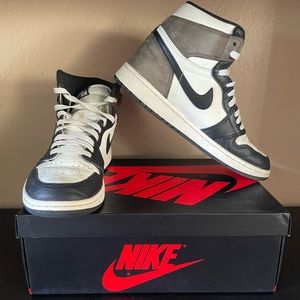 AJ1 Retro High Mocha Size 8.5